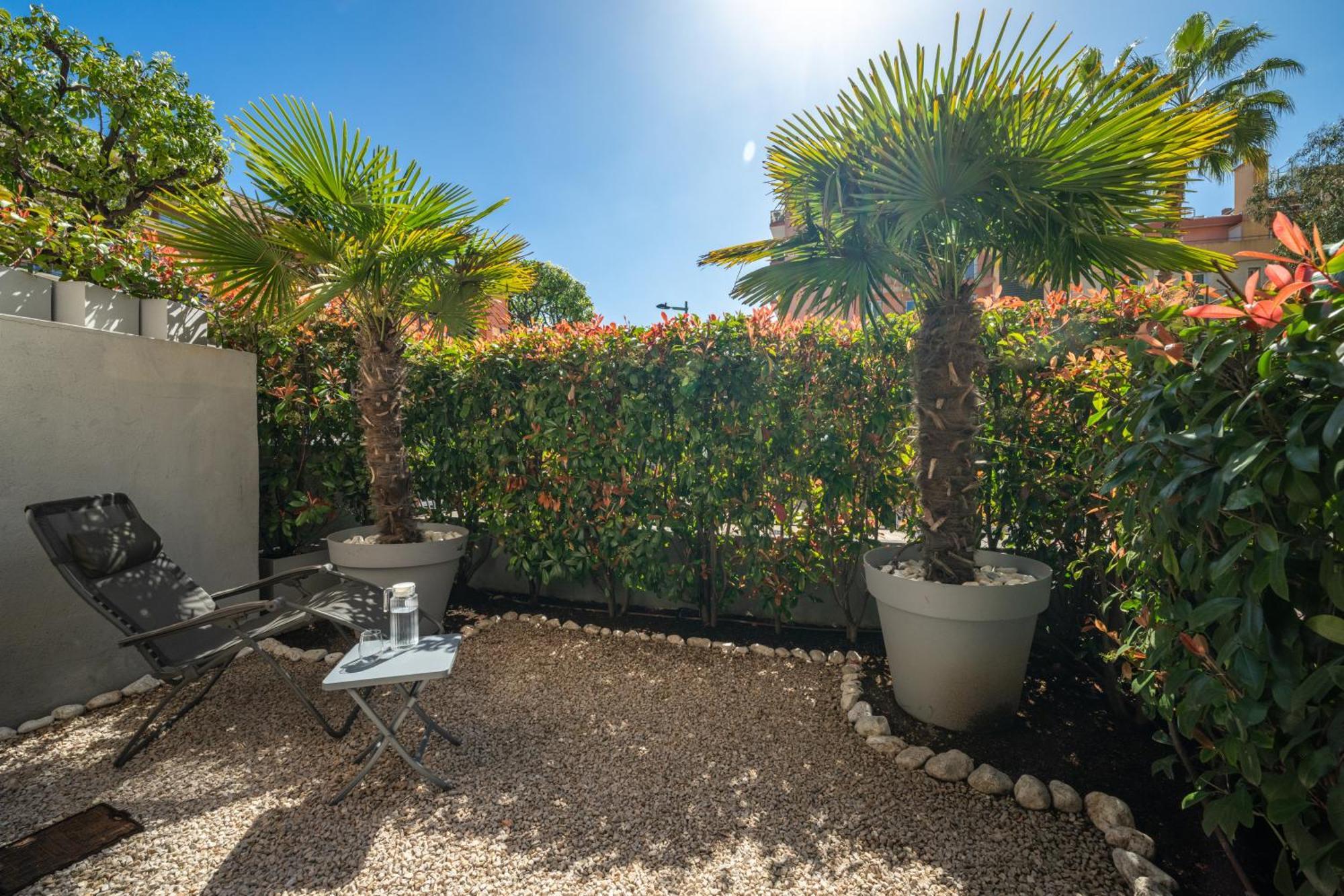 Le Coq Wagner - Parking - Air Conditioning - Pool Lejlighed Menton Eksteriør billede
