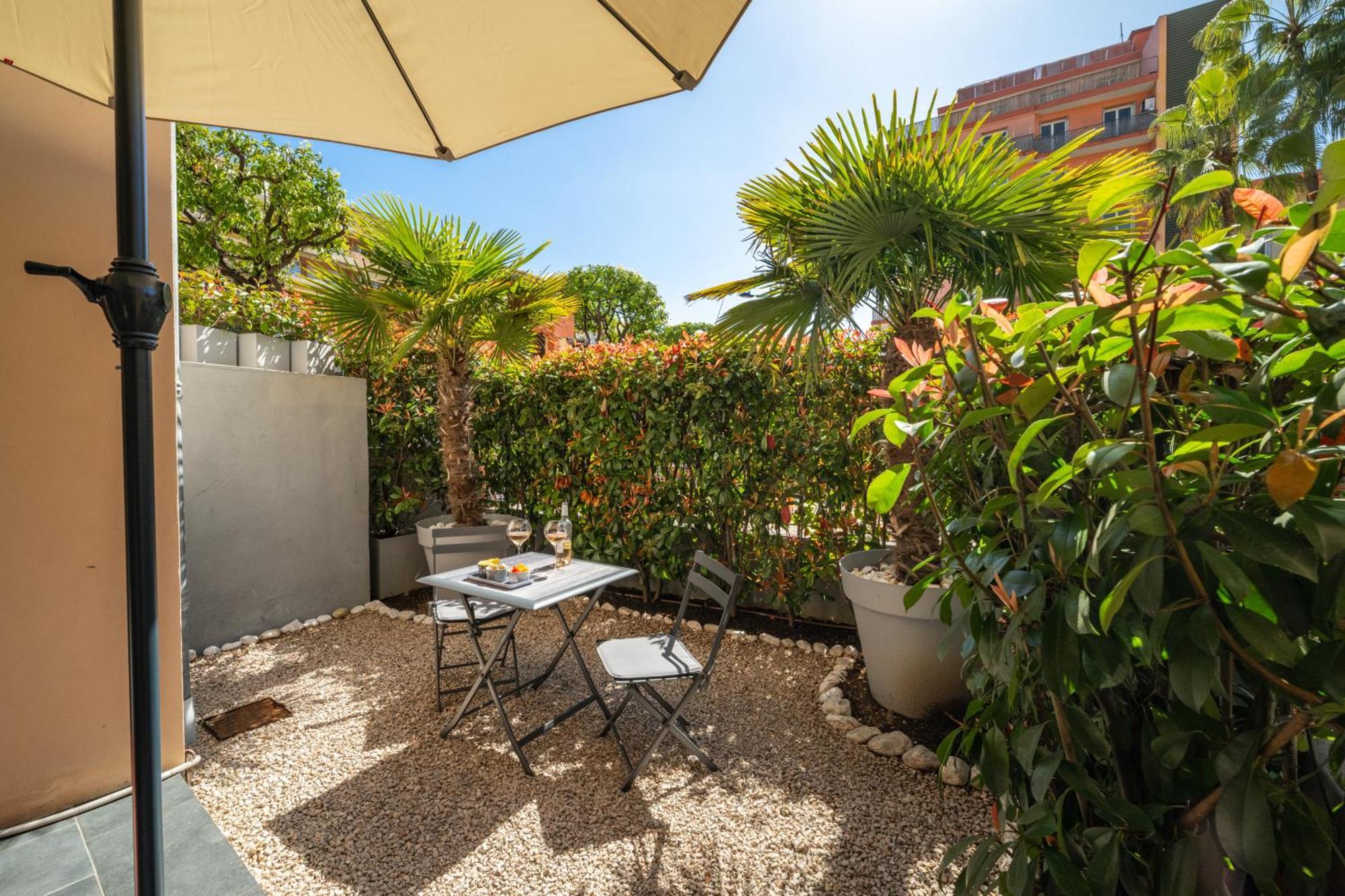 Le Coq Wagner - Parking - Air Conditioning - Pool Lejlighed Menton Eksteriør billede